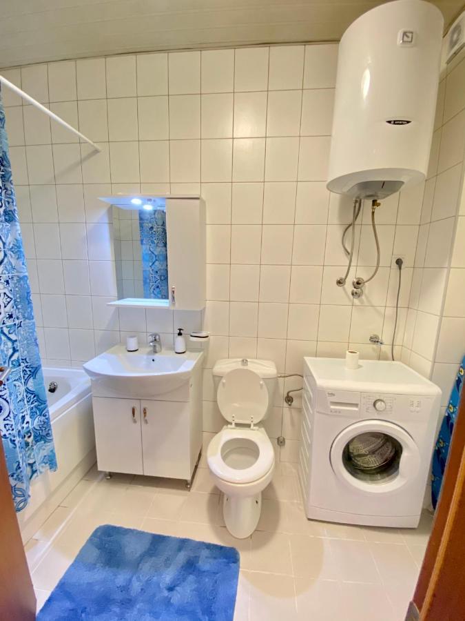 Roman Garden Apartment Рісан Екстер'єр фото